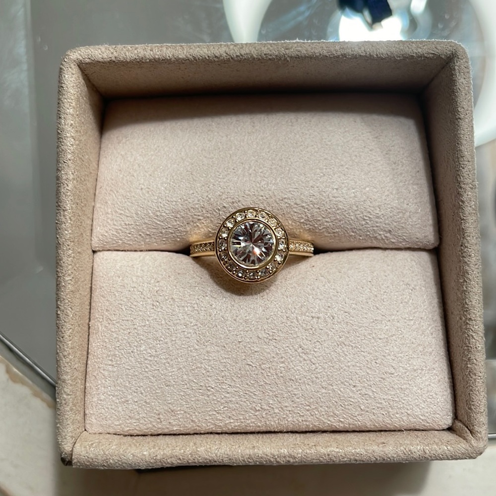 Swarovski angelic ring size 6
